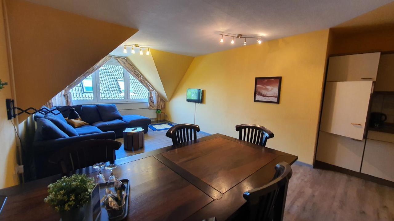Friesenmeer Ferienwohnung Drei 벤세르시엘 외부 사진